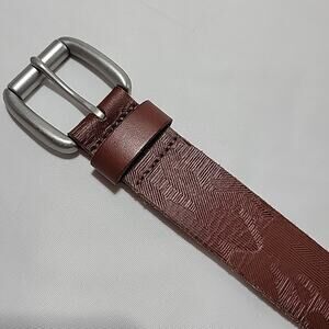 Lucky Brand Men's Brown Camo Pattern Embossed Leather Belt Size 34 Silver Buckle